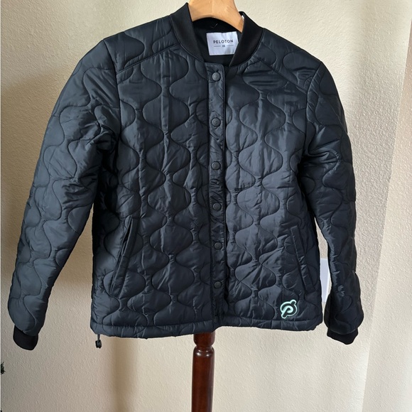 Peloton quilted weatherproof jacket NWT - Picture 1 of 5